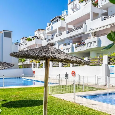 Apartman Amazing In W/ Indoor Swimming Pool, Wifi And Outdoor Swimming Pool *